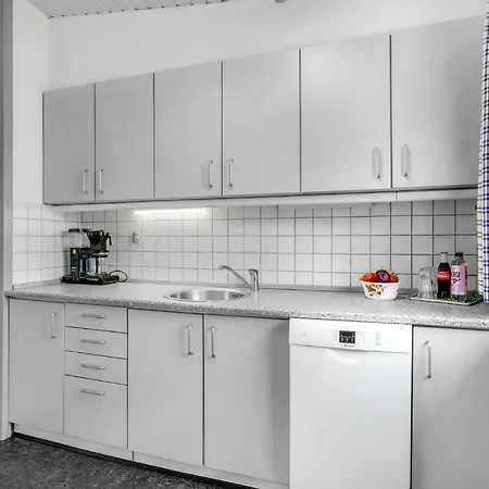 2 Bedroom Beautiful In Ferienhaus